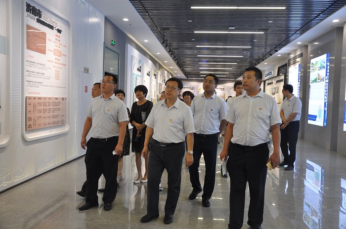 濟南連心物業有限公司黨支部舉行“不忘初心、牢記使命”主題教育慶“七一”系列活動