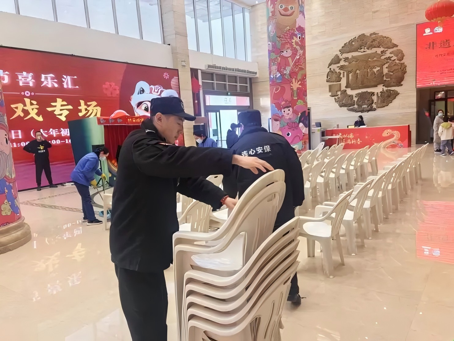 春節(jié)我在崗，服務不打烊——致敬省文化館項目春節(jié)期間堅守崗位連心物業(yè)人
